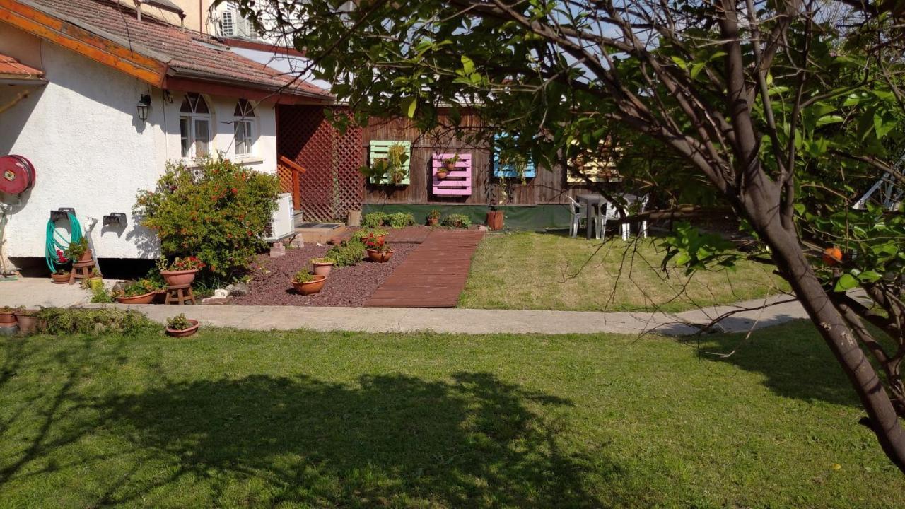 Jordan Valley One Room Apartment Menaẖemya Eksteriør bilde